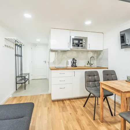 Apartment Celakovsky-3 By Interhome