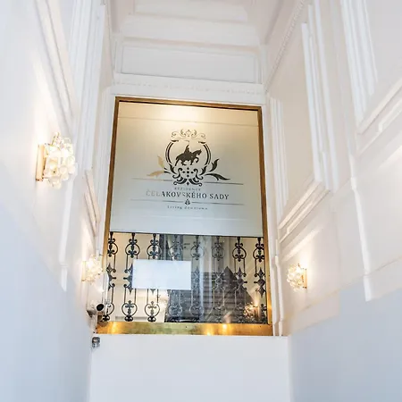 Celakovsky-3 By Interhome 公寓