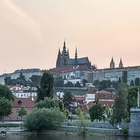 公寓 Celakovsky-3 By Interhome *