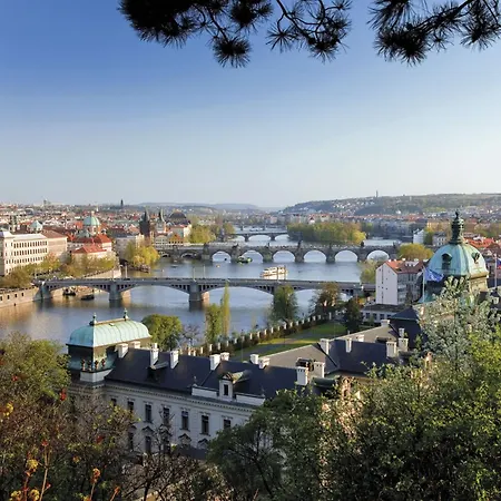 Celakovsky-3 By Interhome * Prag
